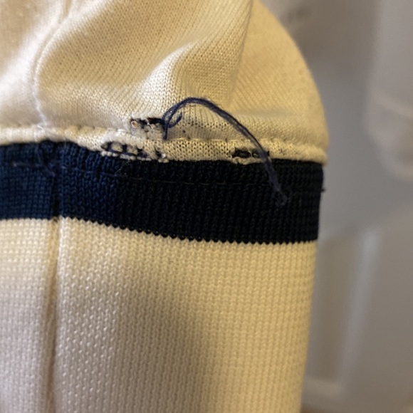 A Nike NCAA Penn State long sleeve air knit tee in navy and white. - Picture 9 of 9